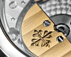 شراء الساعات المستعملة: دليل الخبراء للتأكد من الأصالة والقيمة