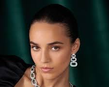 تقنية التخريم (Filigree): فن الصياغة القديم الذي عاد للواجهة.