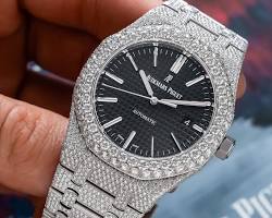 "خزنة المعصم": لماذا تُعتبر الساعات المستعملة (Pre-owned) أسرع الأصول نمواً في 2026؟